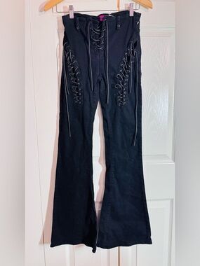 Edikted ENGINE BLACK FLARED JEANS - Small